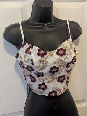 Shein crop top in red gold and white - xs